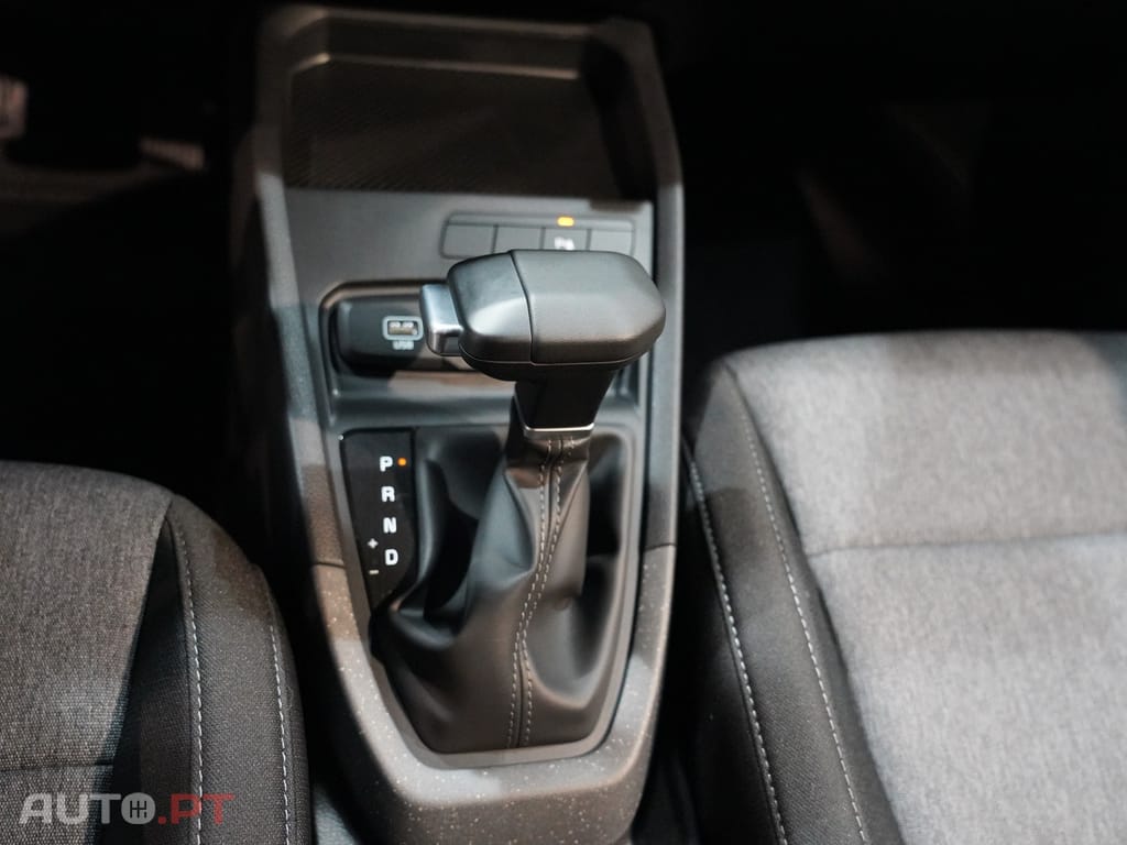 Kia Stonic 1.0 T-GDi Tech 7DCT