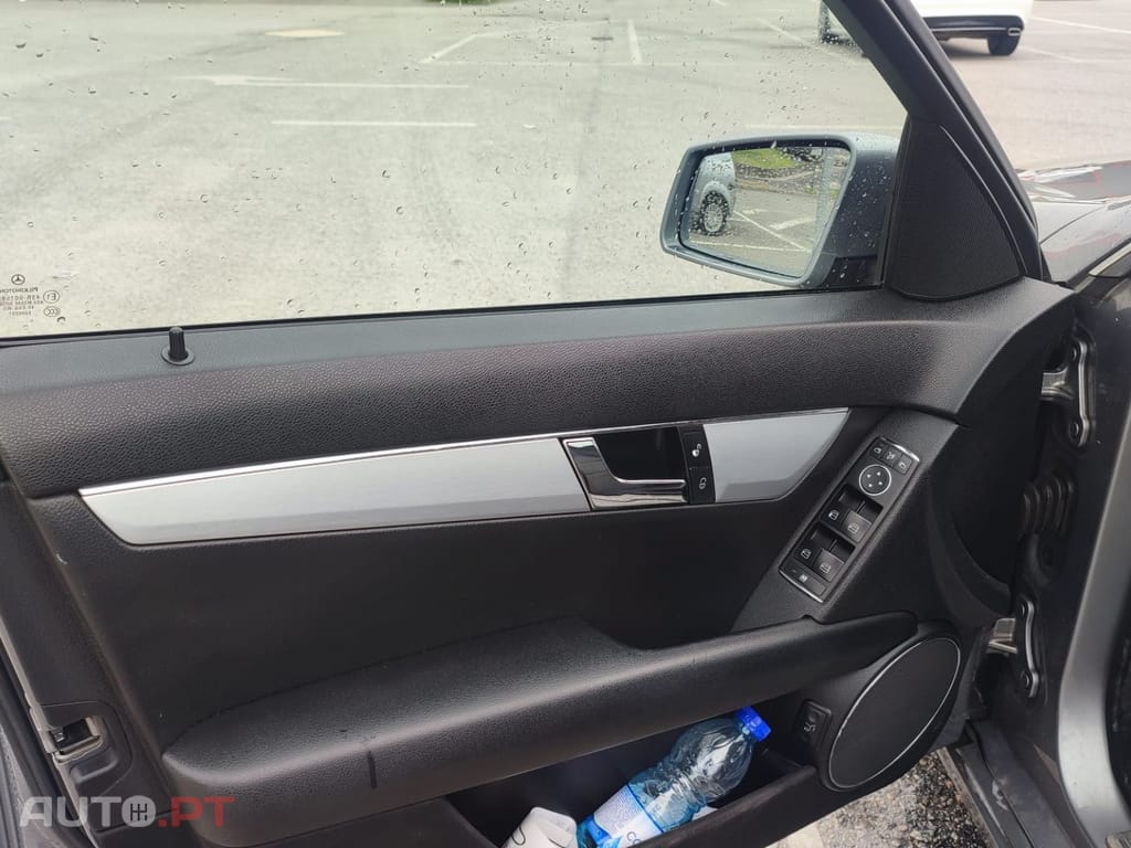 Mercedes-Benz C 180 CDi Avantgarde BlueEfficiency