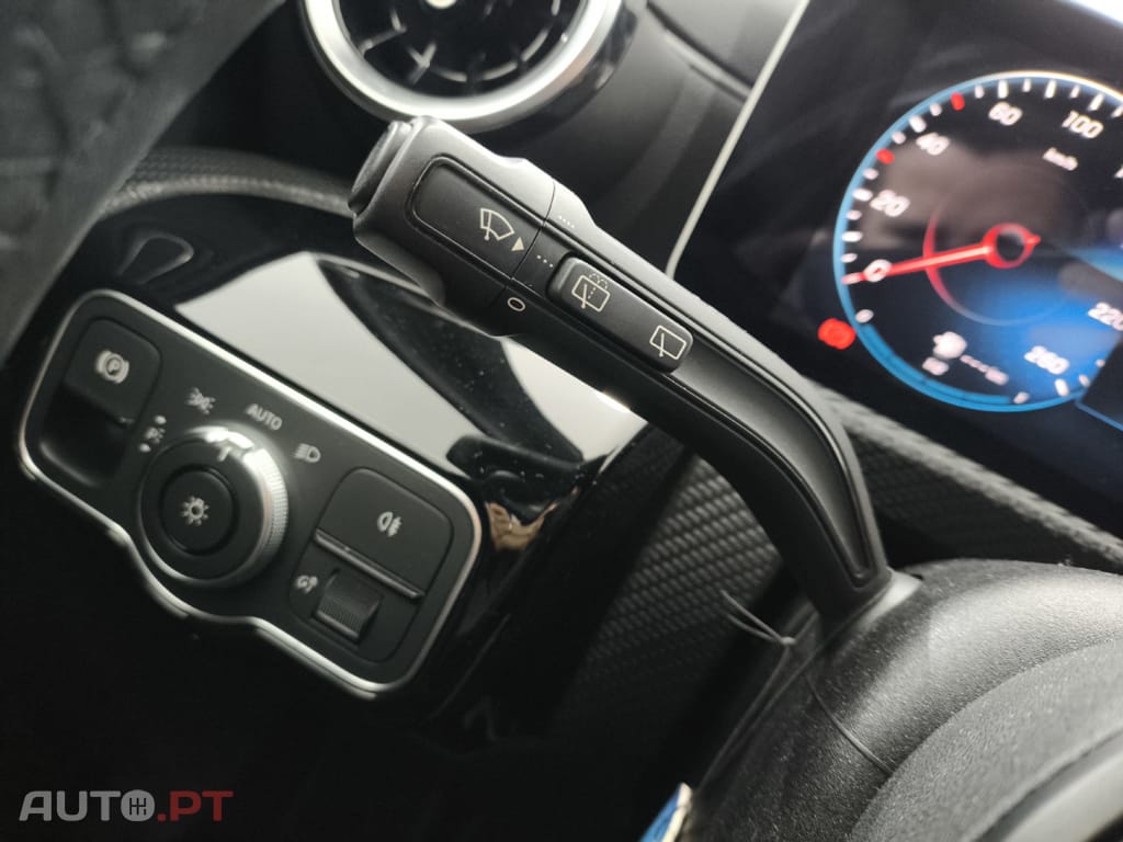 Mercedes-Benz A 180 d STYLE 