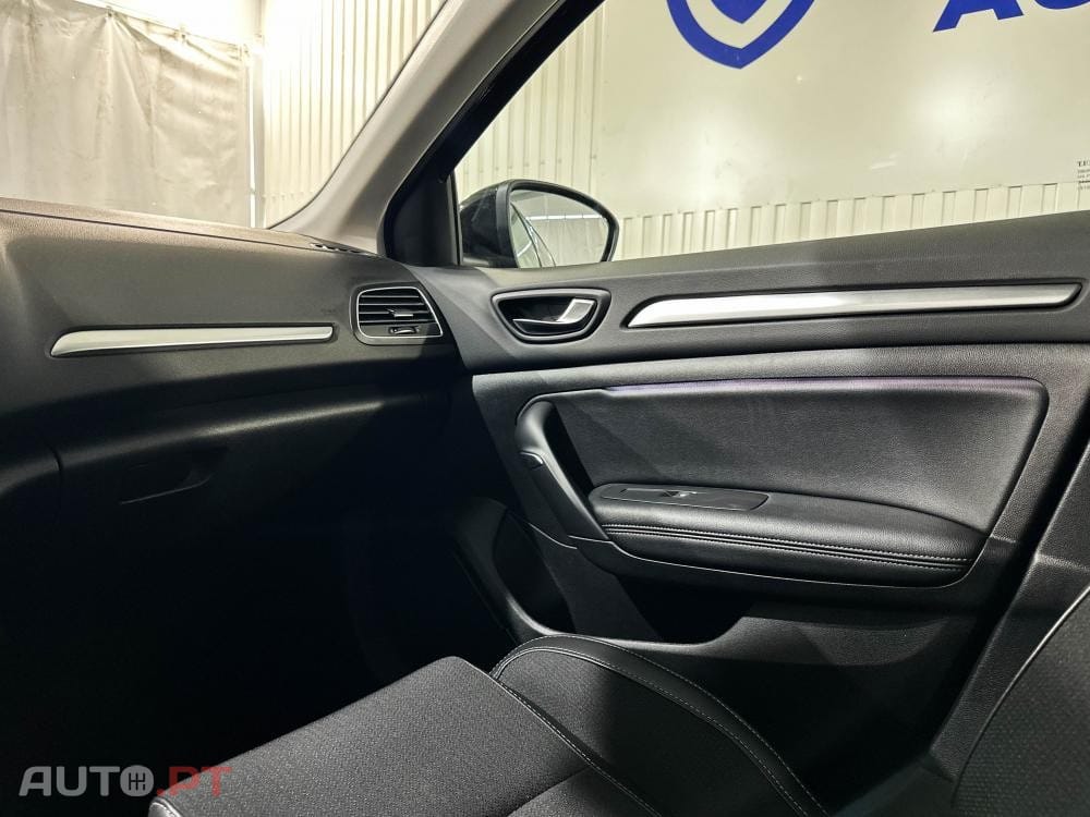 Renault Mégane TCe 140 GPF EDC TECHNO