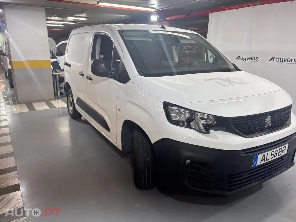 Peugeot Partner 1.5 BlueHDi Premium Standard
