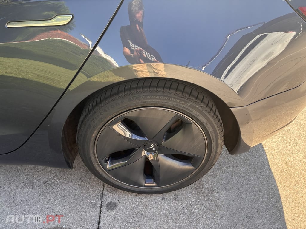 Tesla Model 3 Long Range RWD Business — fotografia 11