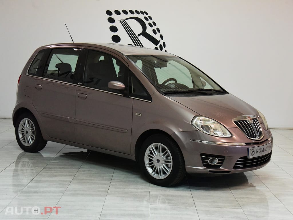 Lancia Musa 1.3 16V M-jet Platino DFN