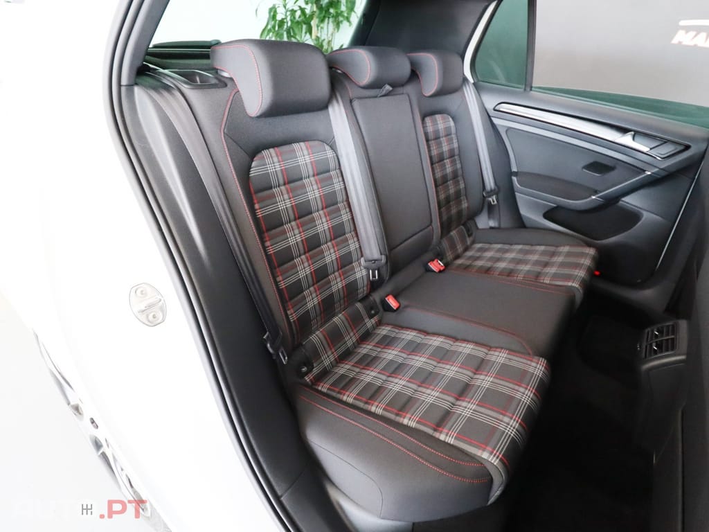 Volkswagen Golf 2.0 TSi GTi Performance