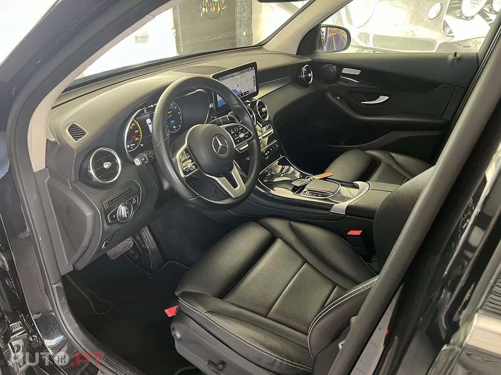 Mercedes-Benz GLC 300 DE 4MATIC BUSINESS SOLUTION