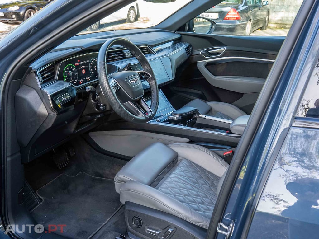 Audi E-Tron 55 Quattro Sportback S Line