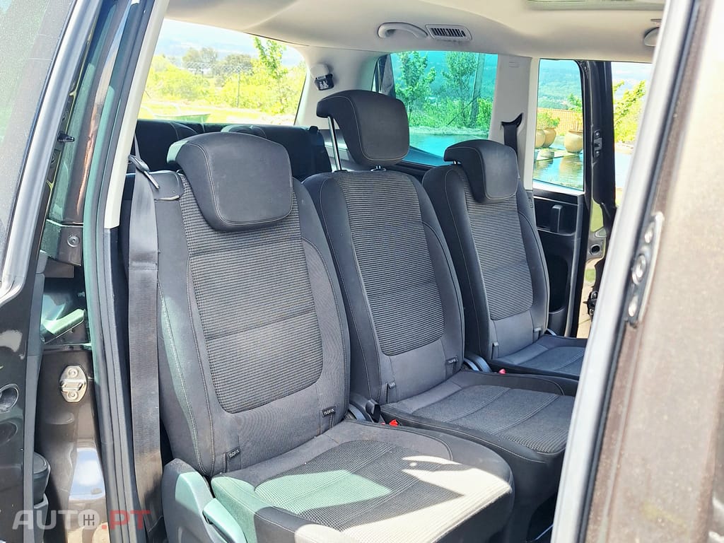 Volkswagen Sharan 7N