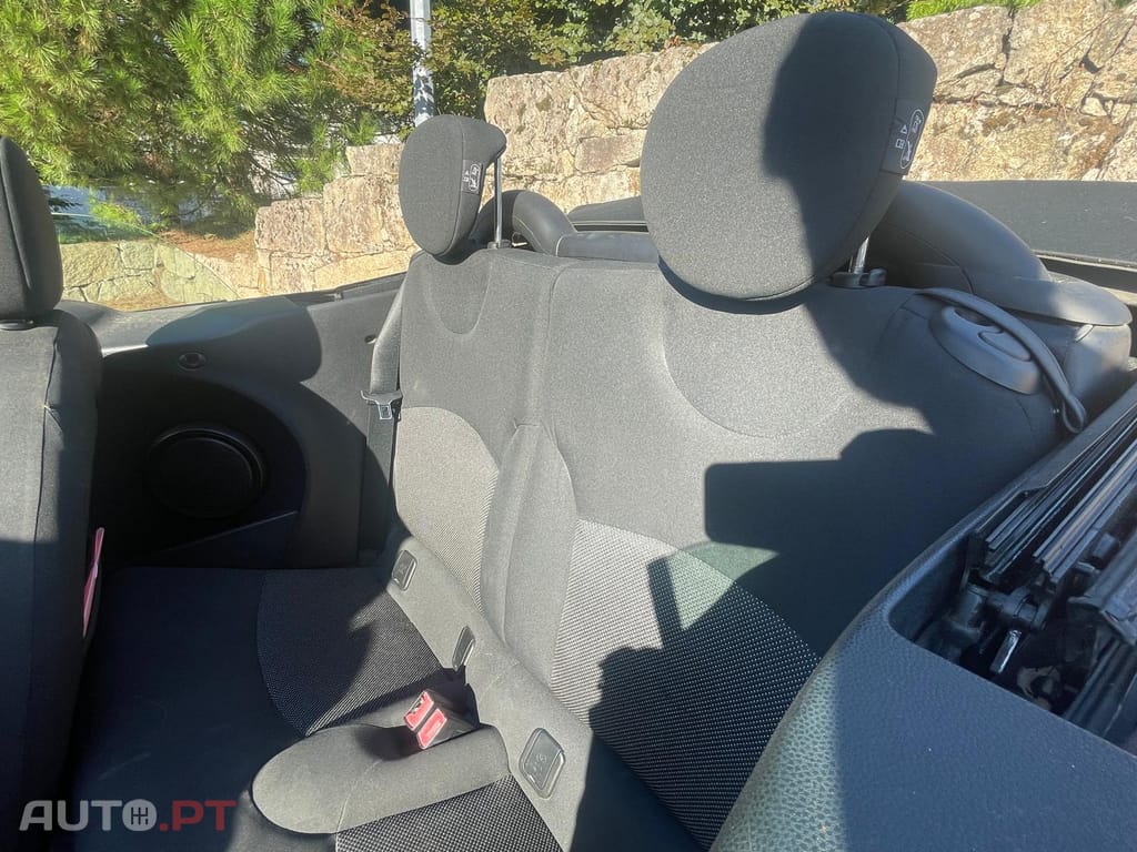 MINI Cabrio Cooper D 1.6