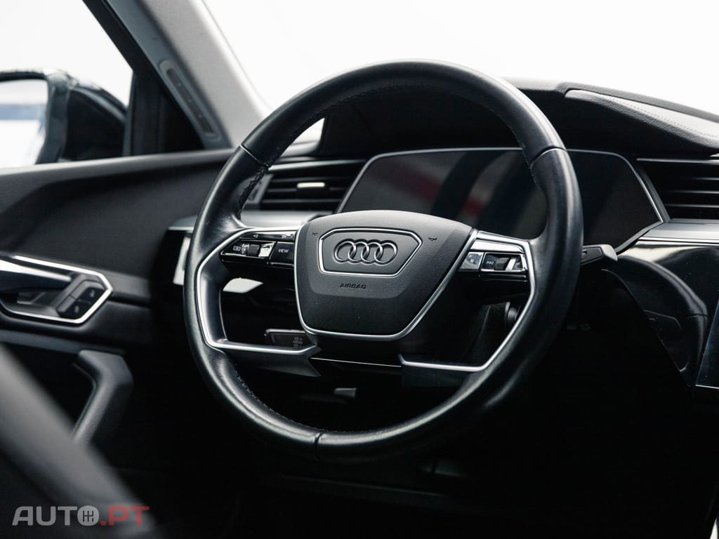 Audi E-Tron 50 quattro