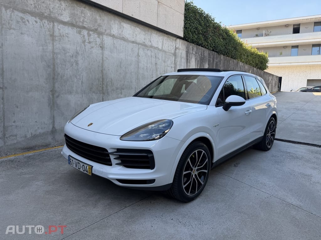 Porsche Cayenne E-Hybrid Platinum Edition
