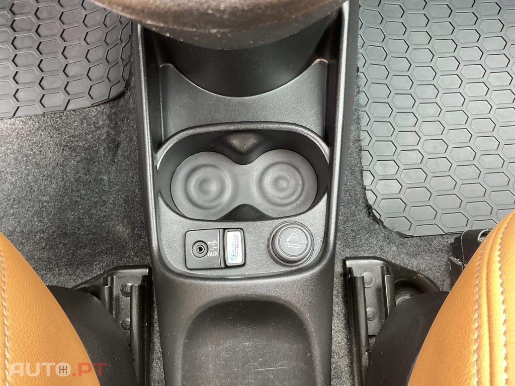 Abarth 500C 1.4 T-Jet Competizione MTA