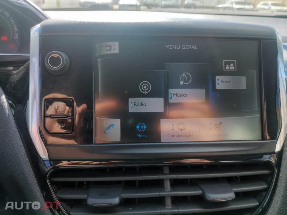 Peugeot 208 1.4 HDi Active