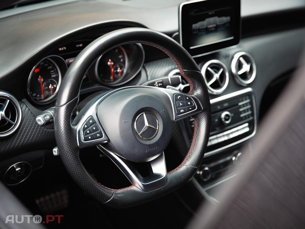 Mercedes-Benz A 180 d 7G-DCT AMG Line