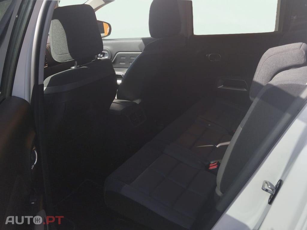 Citroen C5 Aircross 1.6 Hybrid Shine e-EAT8