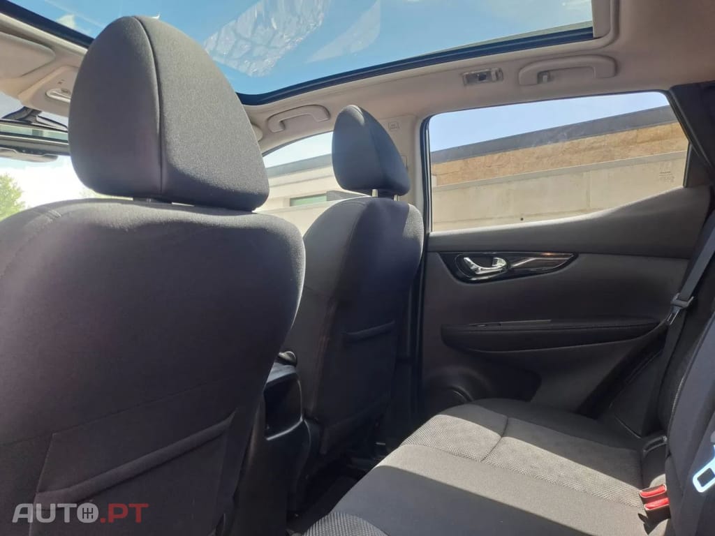 Nissan Qashqai 1.5 dCi N-Connecta