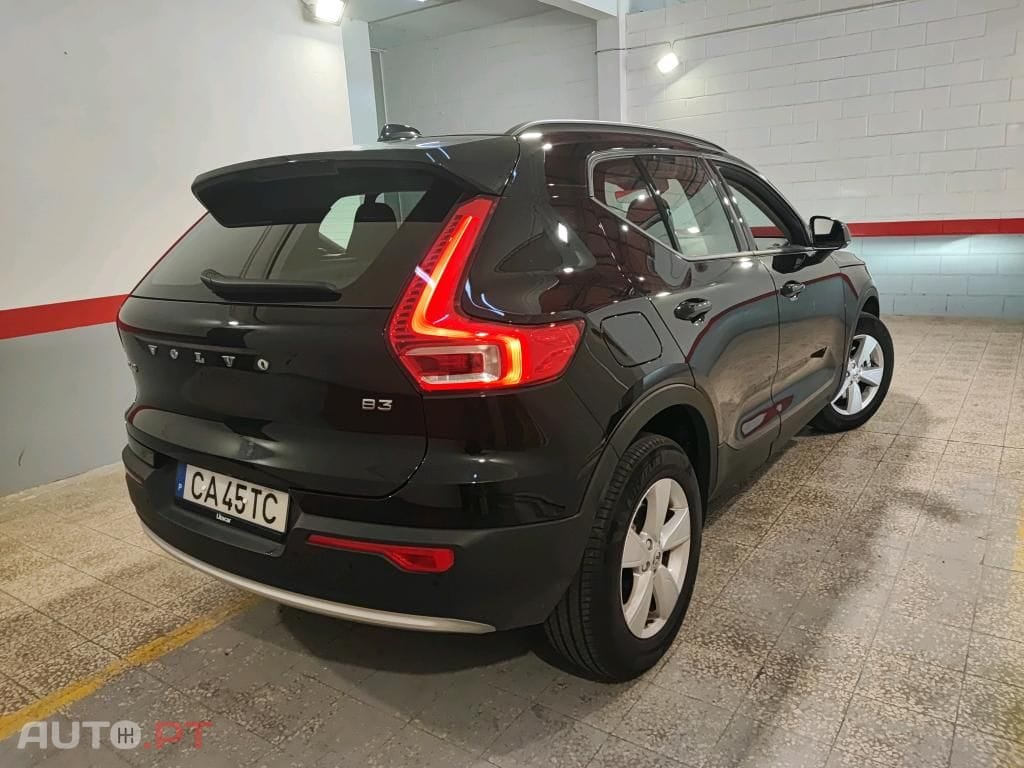 Volvo XC40 2.0 B3 Essential