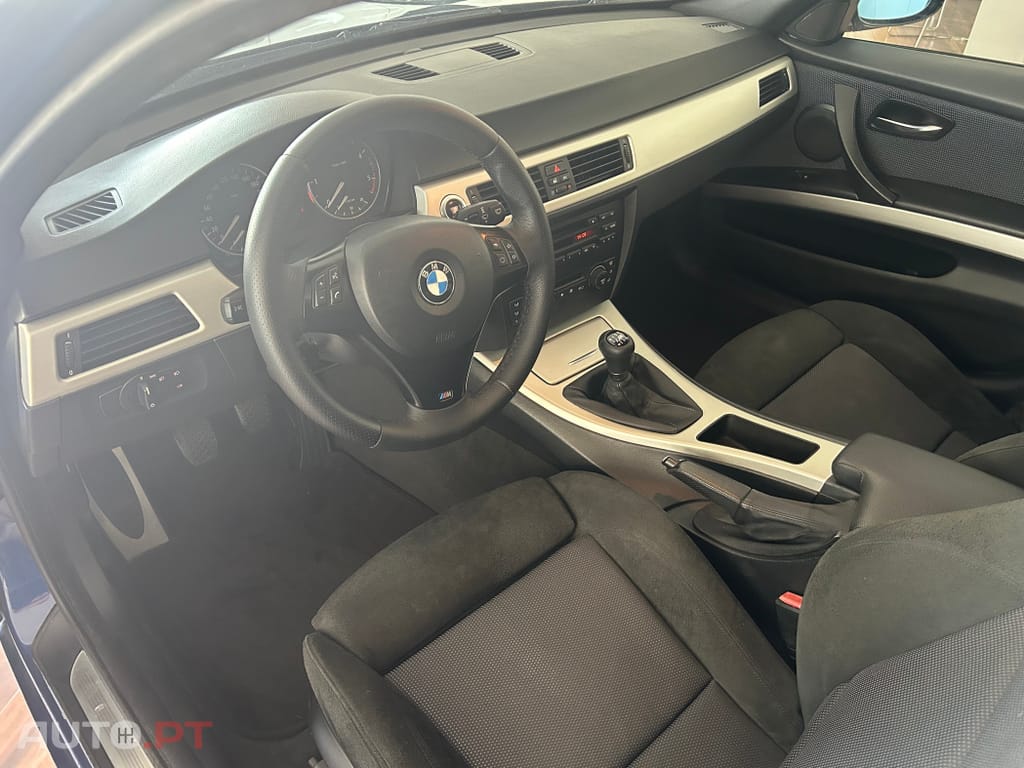 BMW 320 D TOURING PACK M