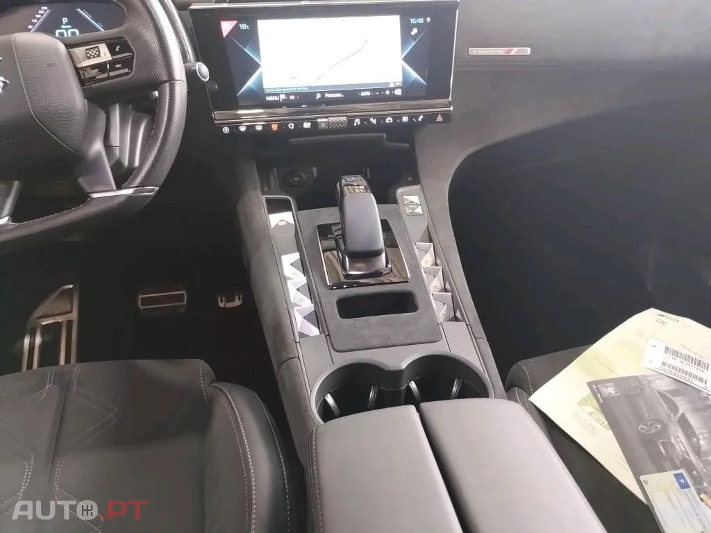 DS DS7 Crossback E-Tense Performance Line EAT8