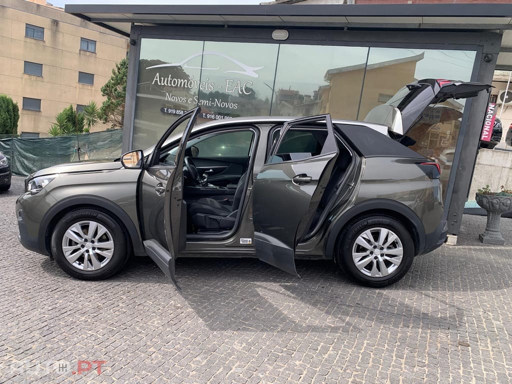 Peugeot 3008 1.5 BlueHDi Active