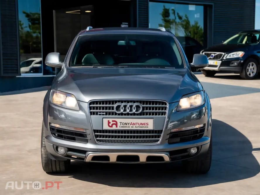 Audi Q7 3.0 TDI DPF quattro tiptronic
