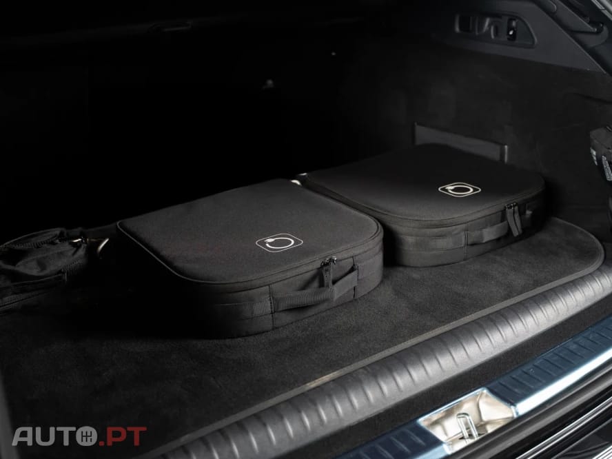 Mercedes-Benz E 300 9G-TRONIC AMG Line