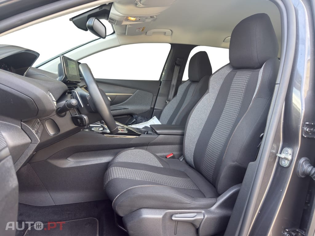 Peugeot 3008 PureTech 130 Stop & Start GPF EAT8 Active