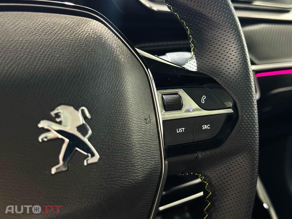Peugeot E-208 50 kWh GT Pack