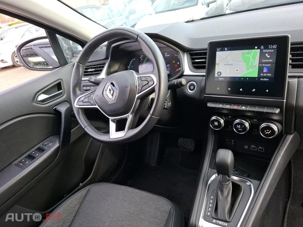 Renault Captur 1.6 E-Tech Full Hybrid Evolution