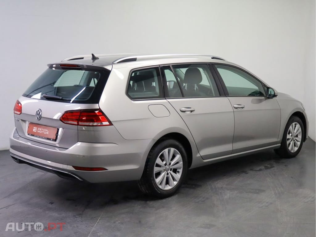 Volkswagen Golf Variant 1.6 TDi Confortline DSG