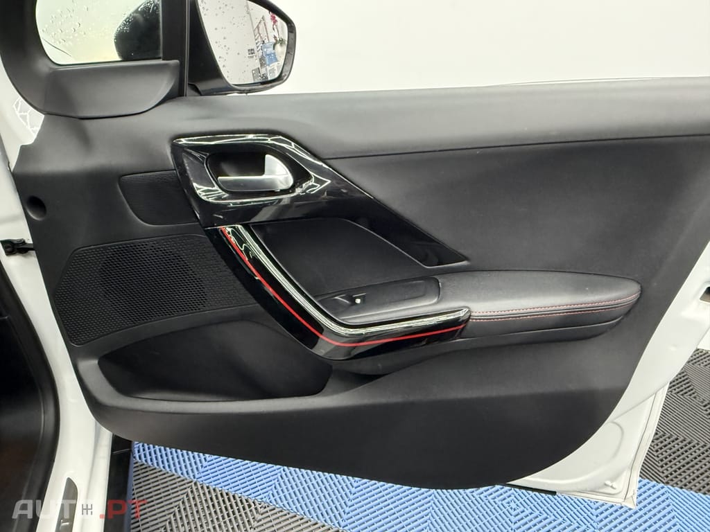 Peugeot 2008 1.2 PureTech GT Line