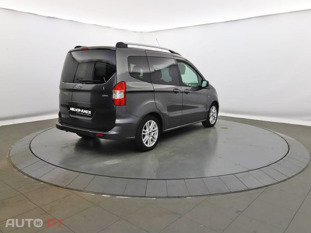 Ford Tourneo 1.0 EcoBoost Titanium