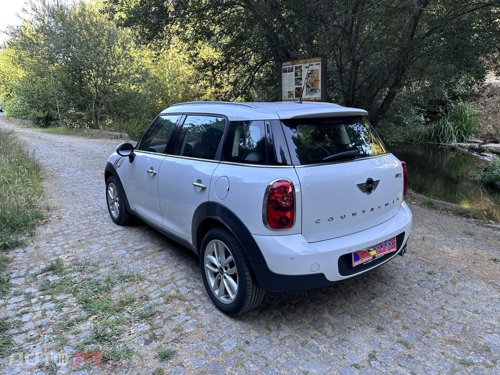 MINI Countryman One D