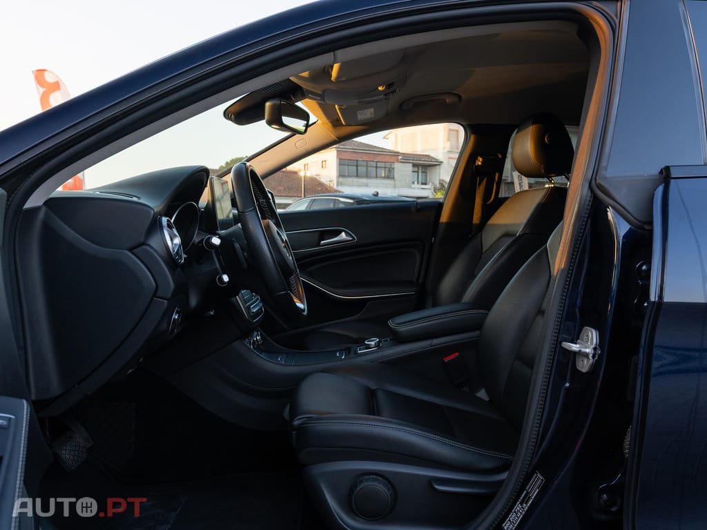 Mercedes-Benz CLA 200 d Shooting Brake Urban Aut. — fotografia 13