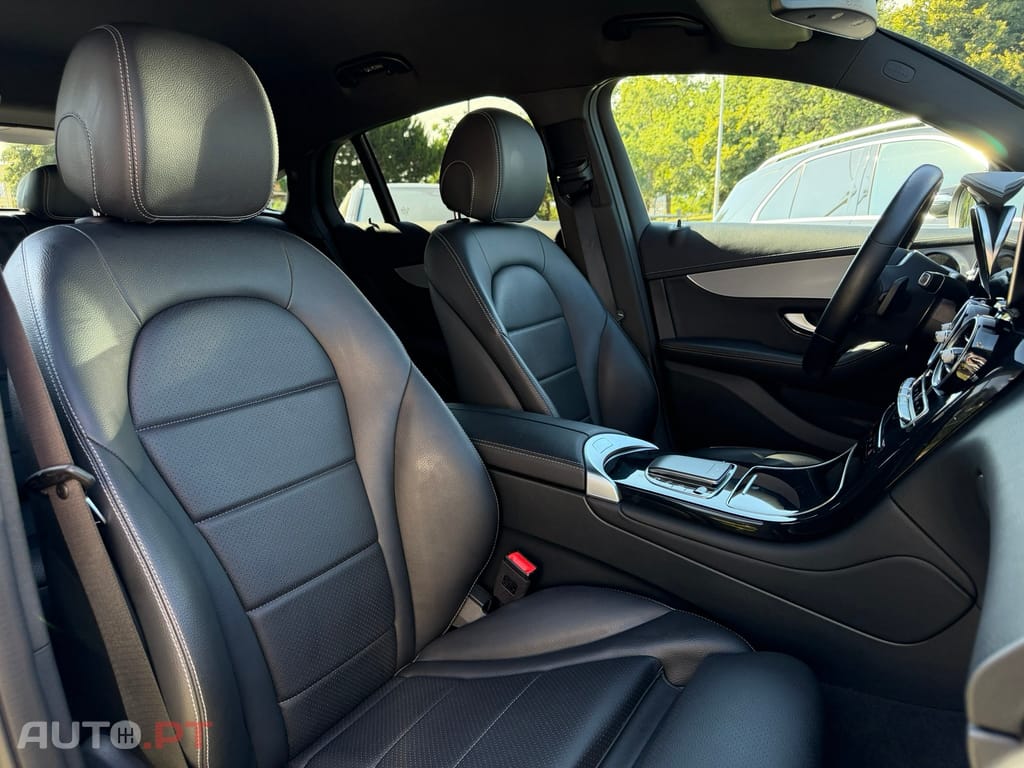 Mercedes-Benz GLC 300 e Coupé 4Matic