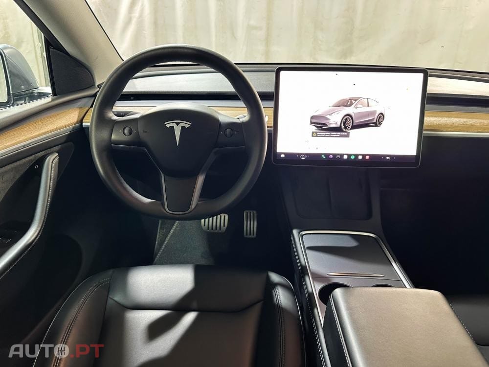 Tesla Model Y Performance Dual Motor AWD