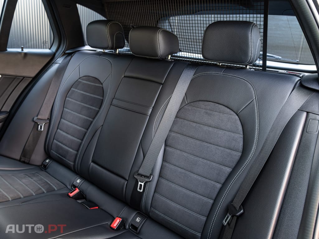 Mercedes-Benz C 220 d AMG Line