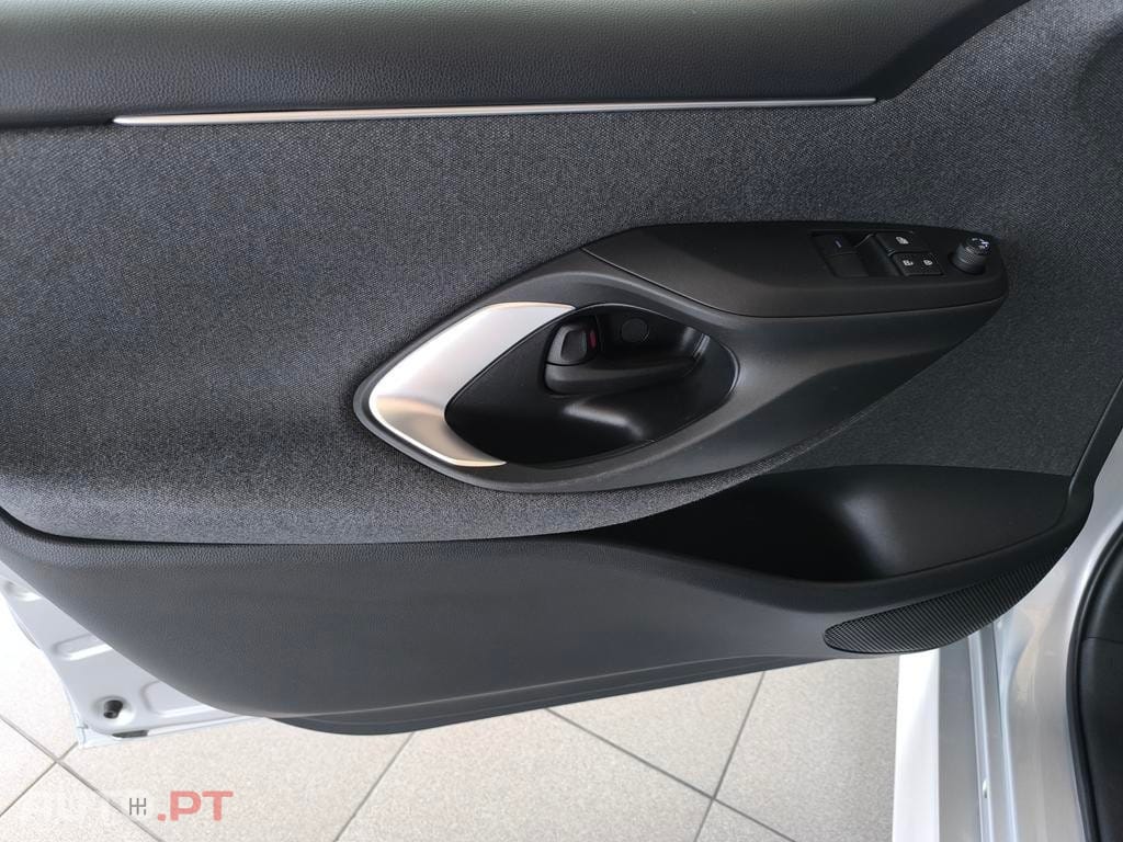 Toyota Yaris 1.5 HDF COMFORT PLUS 115 CV