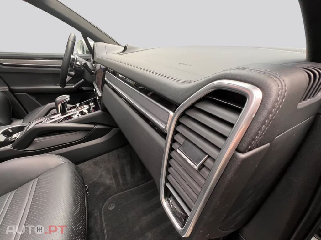 Porsche Cayenne E-Hyb I.V.A DEDUTIVEL 