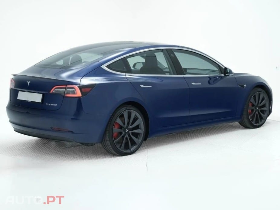 Tesla Model 3 Long-Range Dual Motor AWD