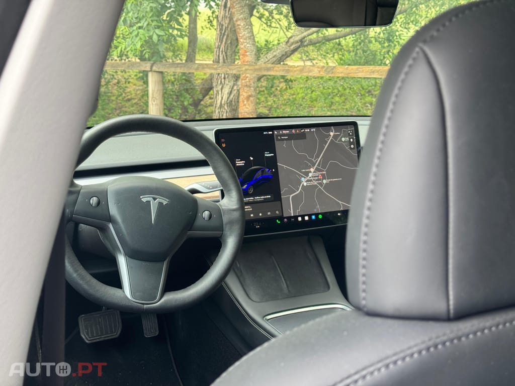 Tesla Model 3 Standard Range Plus RWD