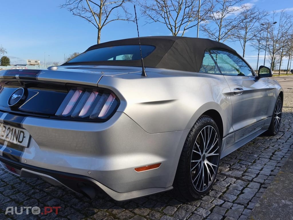 Ford Mustang 2.3i EcoBoost Aut.