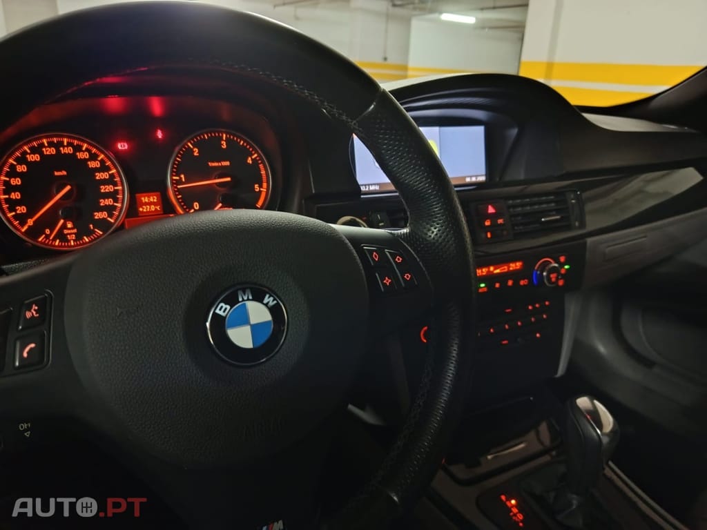 BMW 320 d Cabrio Auto — fotografia 29