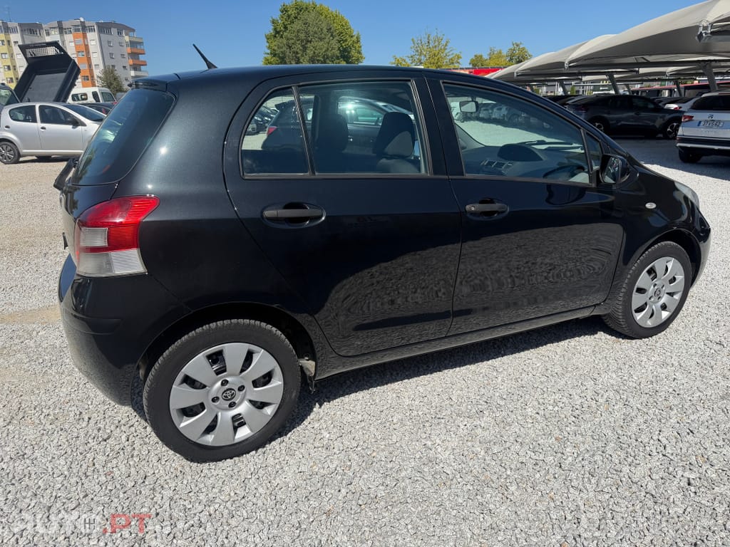 Toyota Yaris 1.0 VVT-i AC