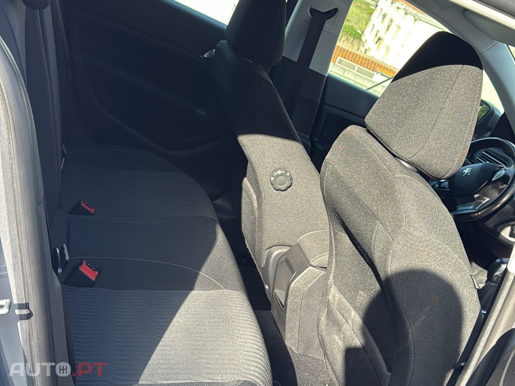Peugeot 308 1.2