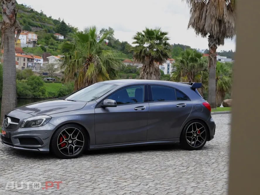 Mercedes-Benz A 180 d AMG Line