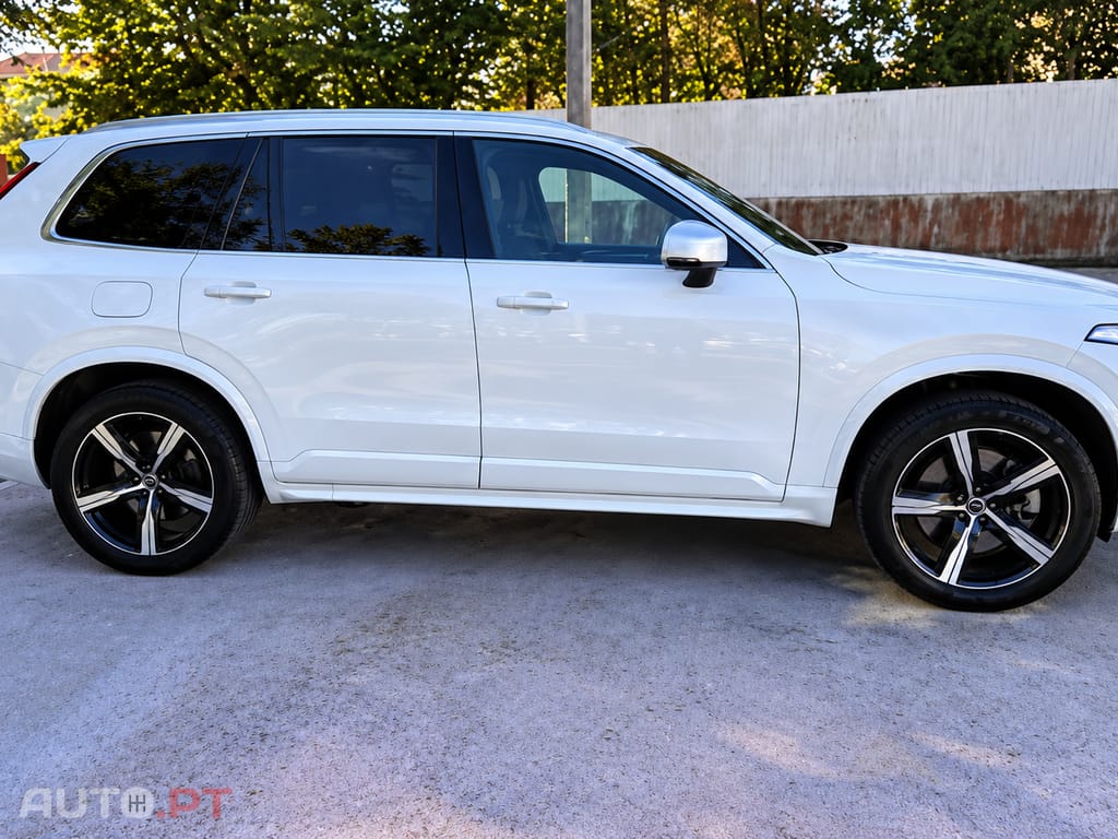 Volvo XC90 T8 R-Design AWD