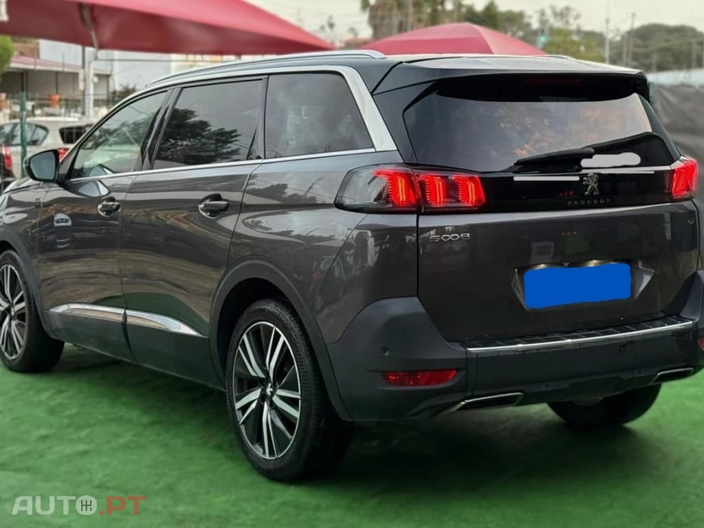Peugeot 5008 1.5 BlueHDi GT LINE (EAT8)