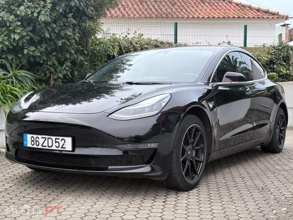 Tesla Model 3 Long Range Tração Integral Premium