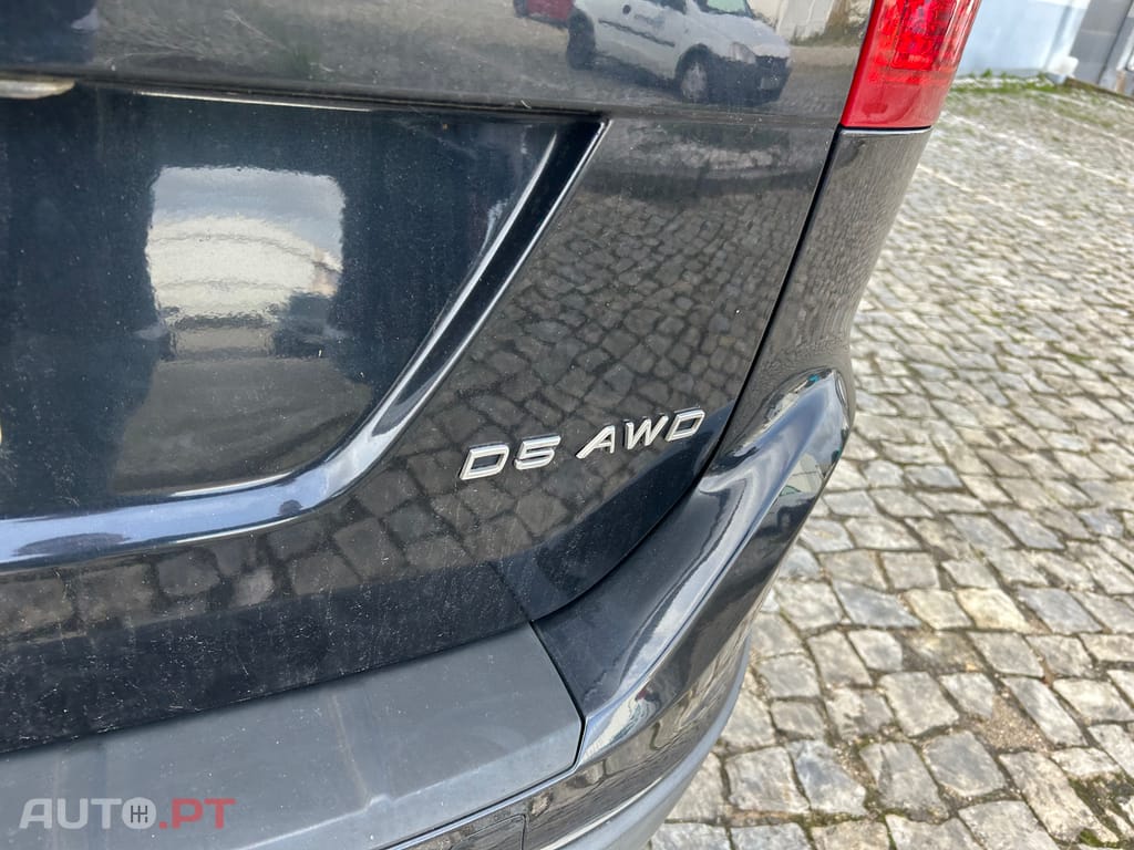 Volvo XC60 GEARTRONIC D5 AWD