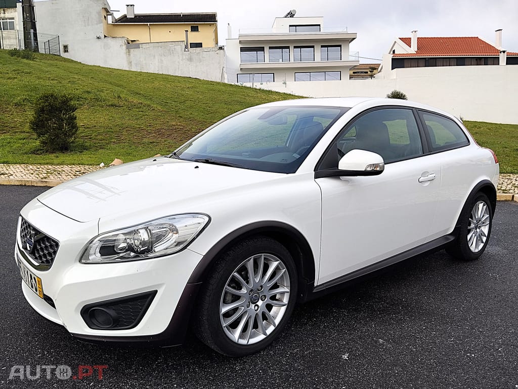 Volvo C30 1.6 D Drive 99g Momentum Start/Stop